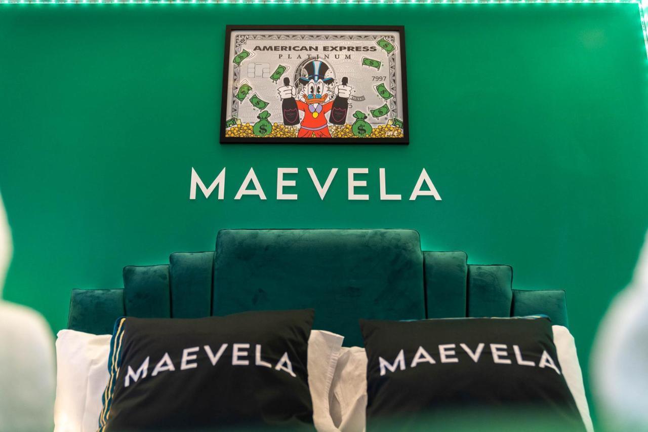 Maevela Apartments - Top Floor Rolex Themed Studio Apt Inside The Cube, Mailbox - Free Netflix & Wifi Birmingham Zewnętrze zdjęcie