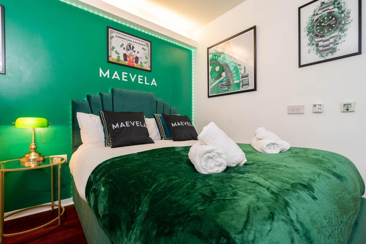 Maevela Apartments - Top Floor Rolex Themed Studio Apt Inside The Cube, Mailbox - Free Netflix & Wifi Birmingham Zewnętrze zdjęcie